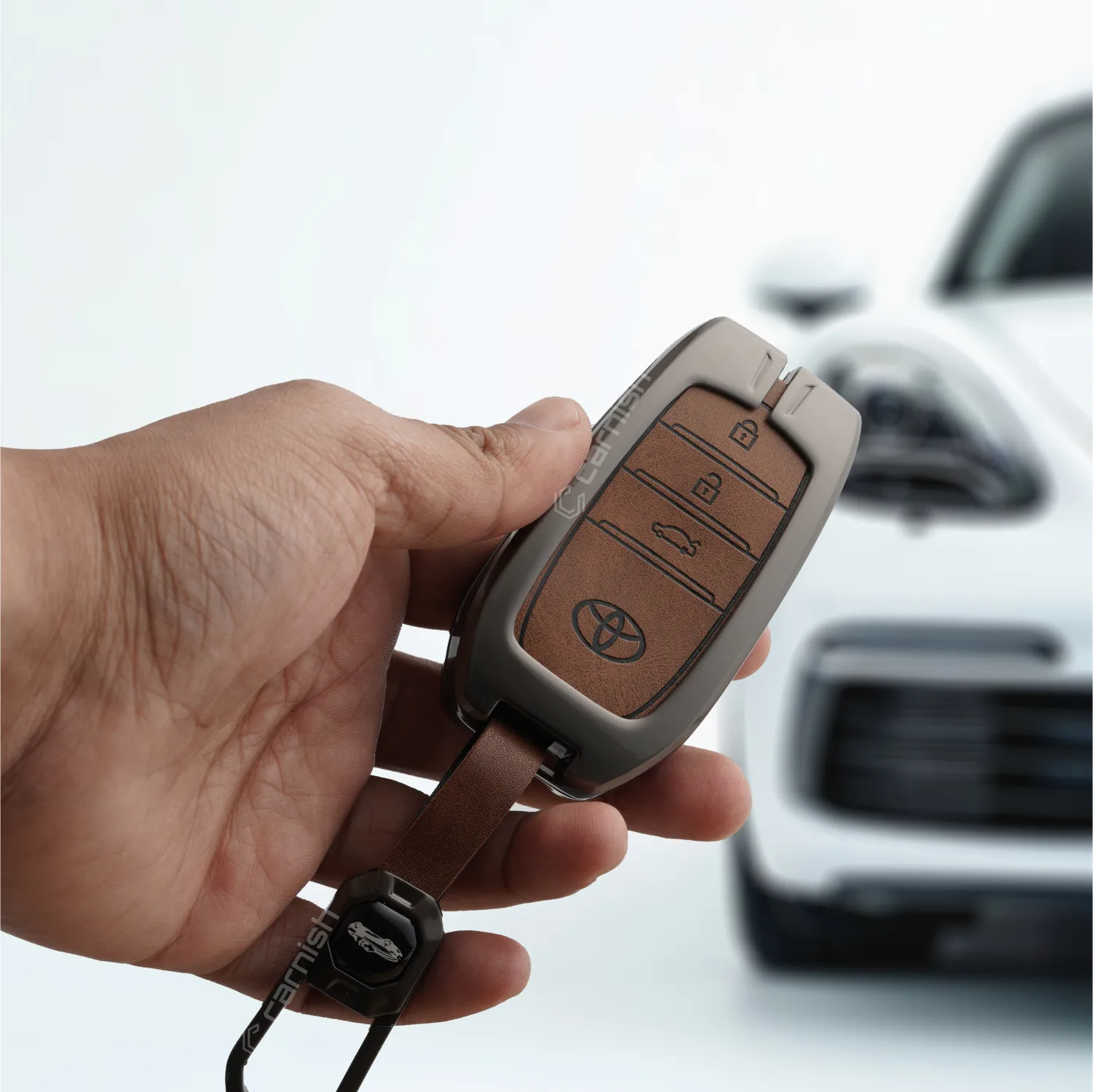 Metal Leather Brown Car Key Cover For Toyota: Innova, Fortuner, Legender, Land Cruiser, 3 button smart key.