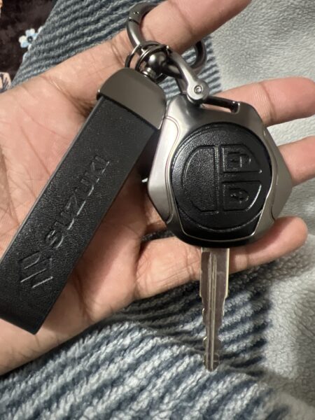 Metal Leather Black Key Cover for Maruti Suzuki: Swift, Dzire, WagonR, Brezza, Grand Vitara, Fronx, Jimny, XL6, Ignis, Ertiga, Baleno, Vitara Brezza, Celerio, Alto, Ciaz, S-Cross – 2 Button Remote Key